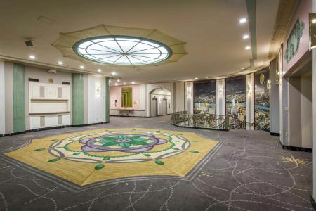 Hilton Cincinnati Netherland Plaza - 38
