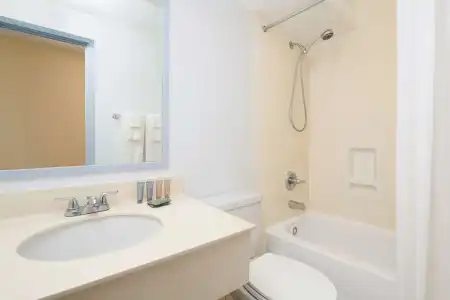 Ewa Waikiki - 37