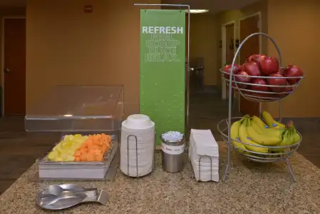 Woodspring Suites Bakersfield Airport - 33