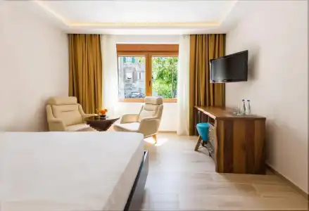 Waikiki Apartments - 36