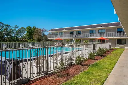 Rodeway Inn Kissimmee Maingate West - 16