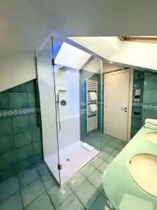 Club House - 32