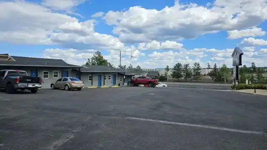 Travelers Inn - 21