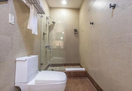 Weston Suites & - 70