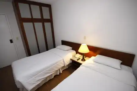 London Class Suites - 37