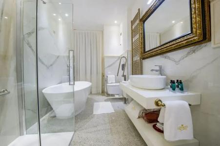 EGO’ Boutique - The Silk Road - 31