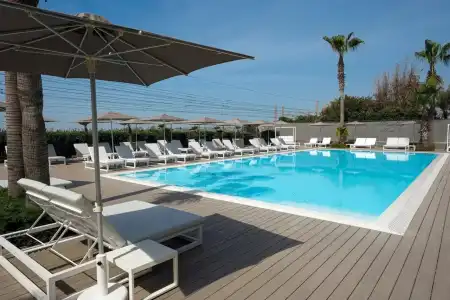 & Resort Tre Fontane Luxury - 13