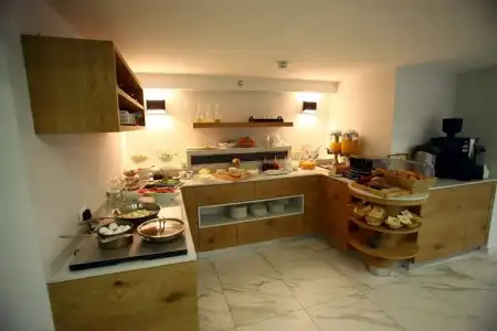 Maxim Tel Aviv - 25