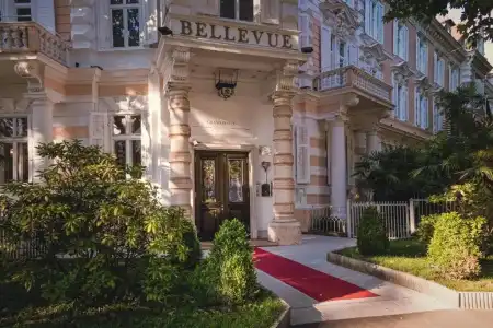 Grand Bellevue - adults only - 37