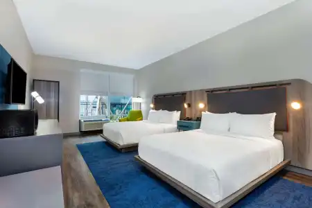 TRYP by Wyndham Orlando - 4
