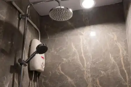 Young Money Hostel - 12