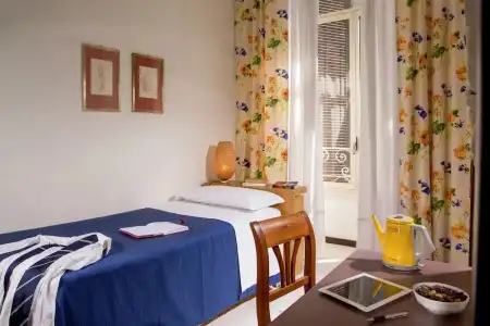 Roma Central Guest House - 66