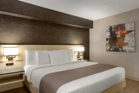 Days Inn Toronto West Mississauga - 19