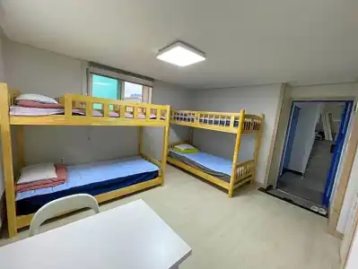 Twin Rabbit Hostel - 71