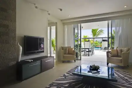 Coconut Grove - 7