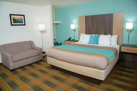 Pigeon River Inn - 30