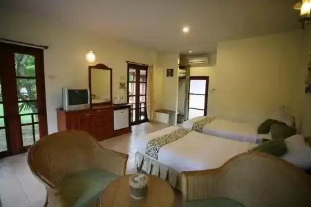 Suan Bankrut Beach Resort - 11