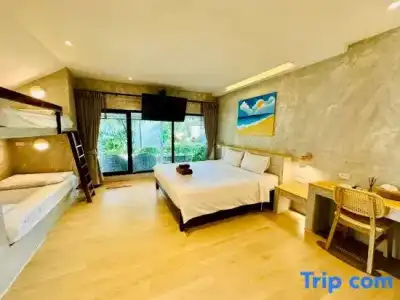Twin Bay Resort - 247