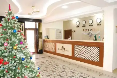 Everest Plaza - 10