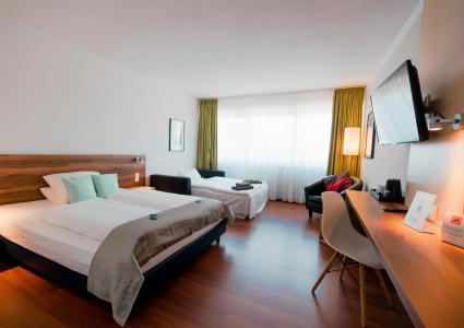 Best Western Ambassador - 53