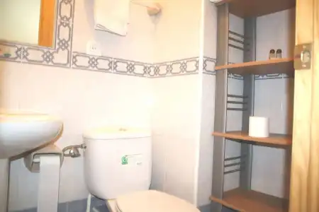 AB Pension Granada - Hostel - 8