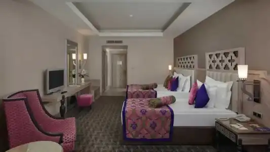 Royal Alhambra Palace – All Inclusive - 60