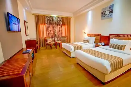 Hamdan Plaza - 50