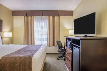Days Inn by Wyndham Cranbrook Conference Centre - 2