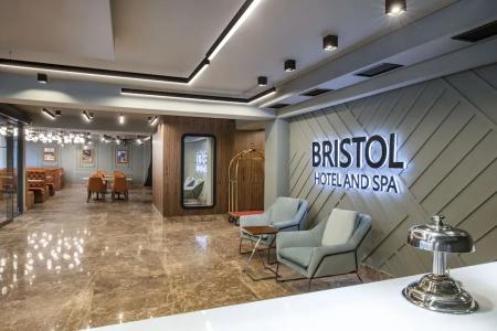 Bristol and Spa Bakuriani - 19