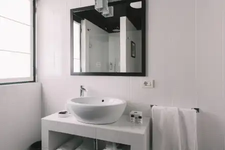 Aethos Milan - 24