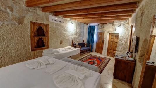 Elegance Cave Suites - 10