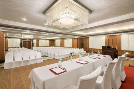 Ramada by Wyndham Jaipur - 11