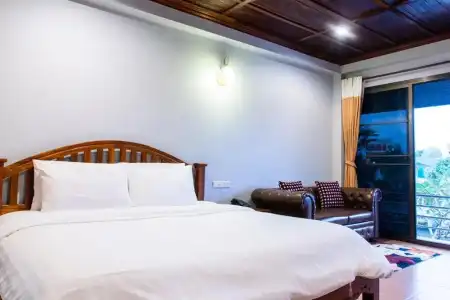 Baanrimnam Resort Trat - 50