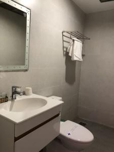 Khách Sạn Quỳnh Hương - 29