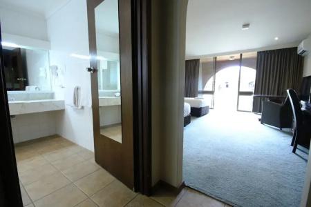 Bell Tower Inn - 42