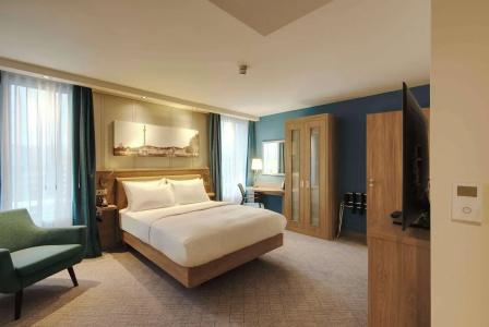 Hampton by Hilton Stuttgart City Centre - 3