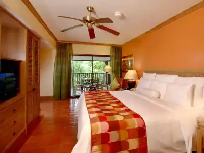 Marriott's Phuket Beach Club - 5