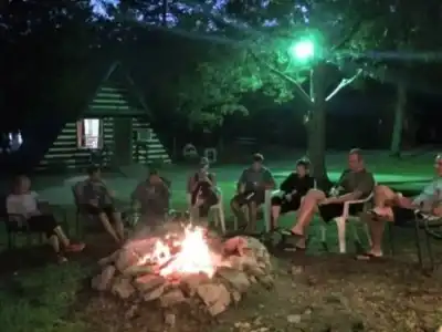 Calm Waters Cabin Resort - 25