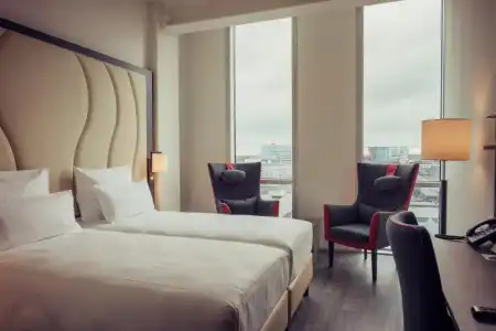 PLAZA Premium Almere - 43