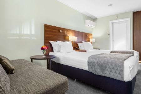 Holiday Inn Queenstown Frankton Road by IHG - 2