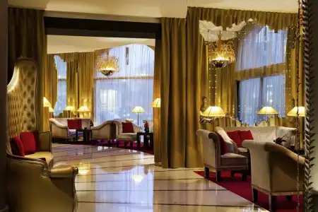 Hôtel Barrière Fouquet's Paris - 1
