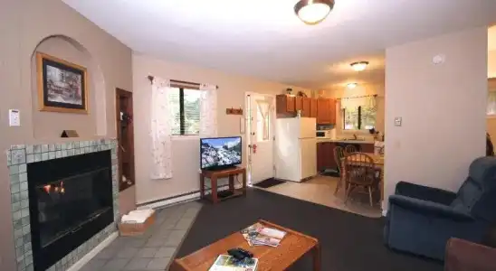 Streamside on Fall River - 8