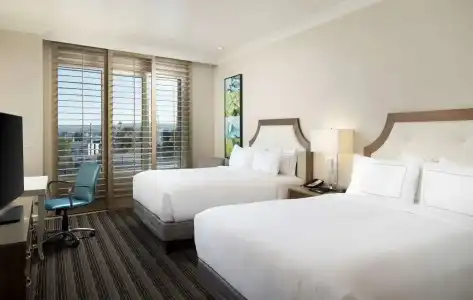 DoubleTree by Hilton San Diego Bayside - 113