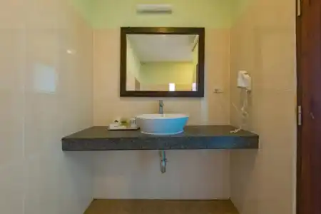 Koh Tao Beach Club - 9