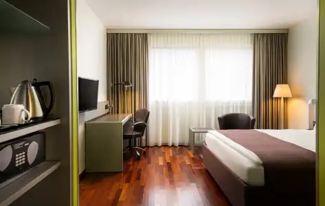 Holiday Inn ZÜRICH - MESSE by IHG - 34