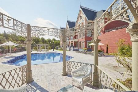 PortAventura Colorado Creek - Includes unlimited access PortAventura Park & 1 Ferrari Land - 6