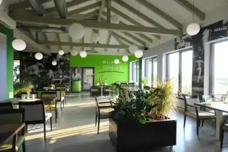 Black Bridge Apartment - 16