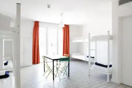 Meet Gardalake Hostel - 57