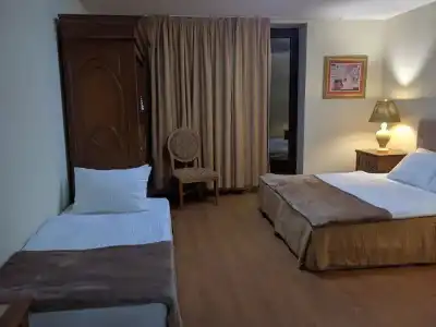 White Shino Hostel - 3