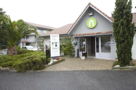 Campanile NATURE - Biarritz - 10